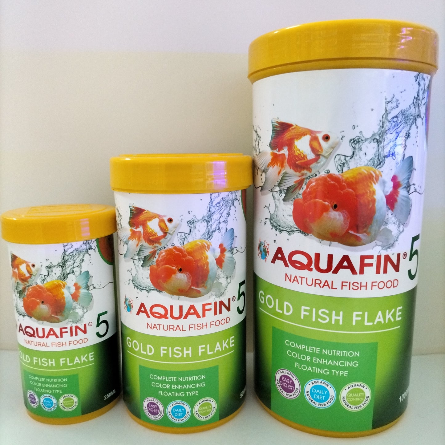 رقائق السمكة الذهبية من أكوافين